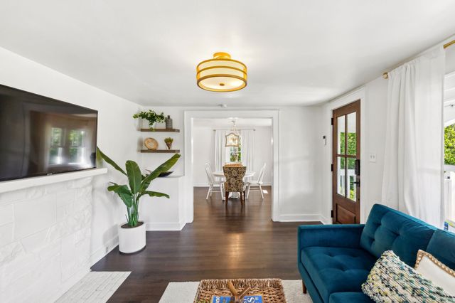 $635,000 | 207 36th Avenue North, Nashville, TN 37209