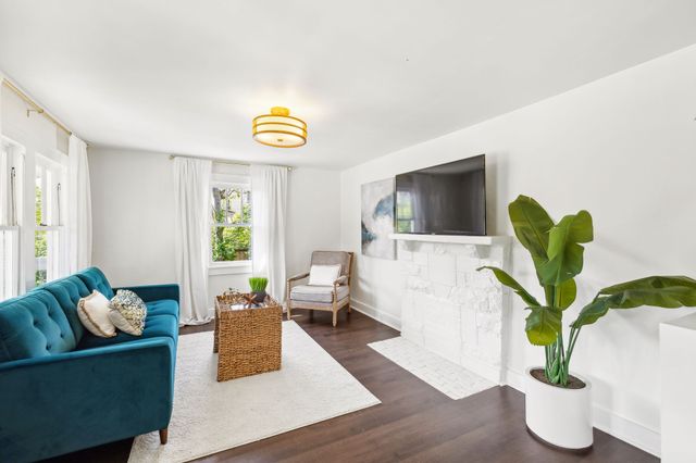 $635,000 | 207 36th Avenue North, Nashville, TN 37209