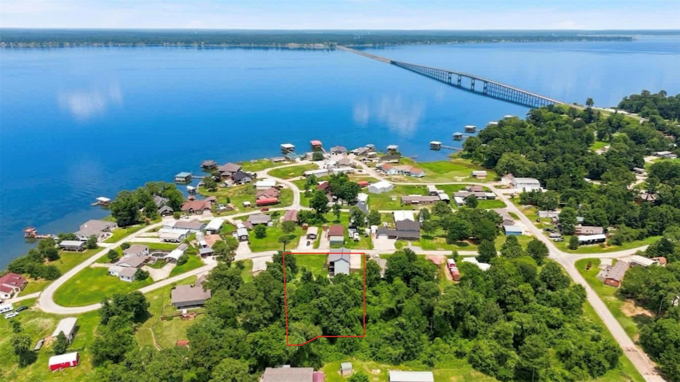Beautiful, location, location, location!