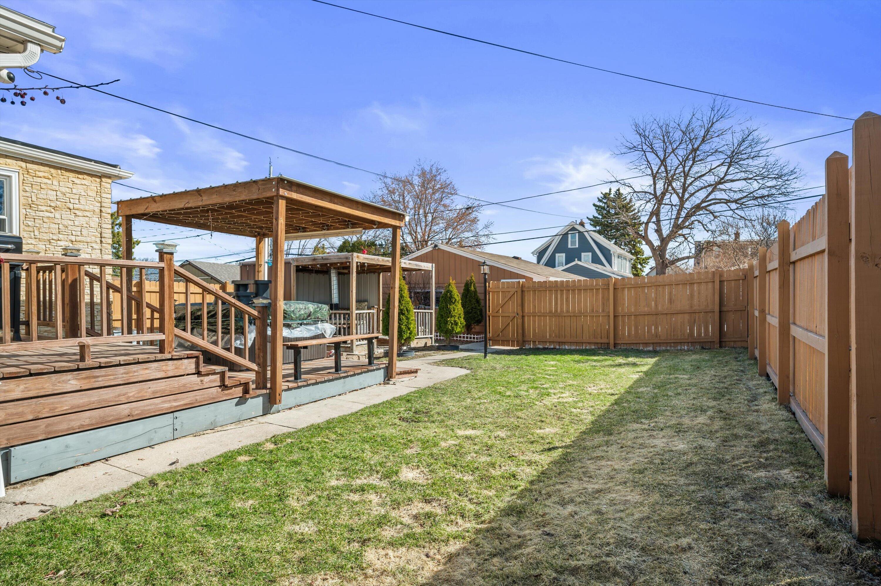 3528 South 33rd Street Greenfield, WI 53221 - Photo 21 of 27 23-136