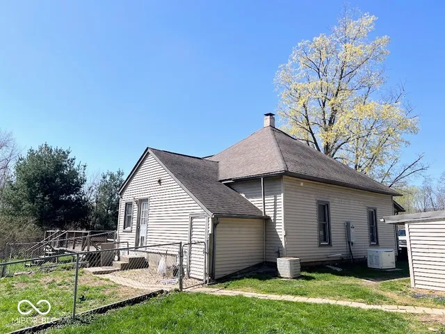 $2,300,000 | 3559 Highway 41, Bloomingdale, IN 47832