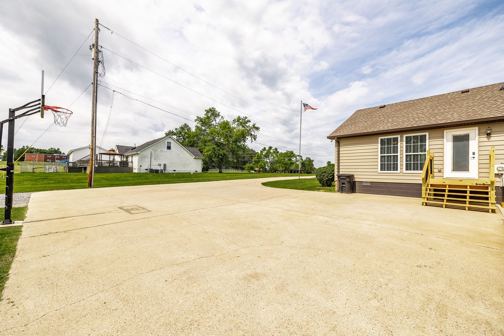 2205 Howell Road Greenbrier, TN 37073 - Photo 41 of 95