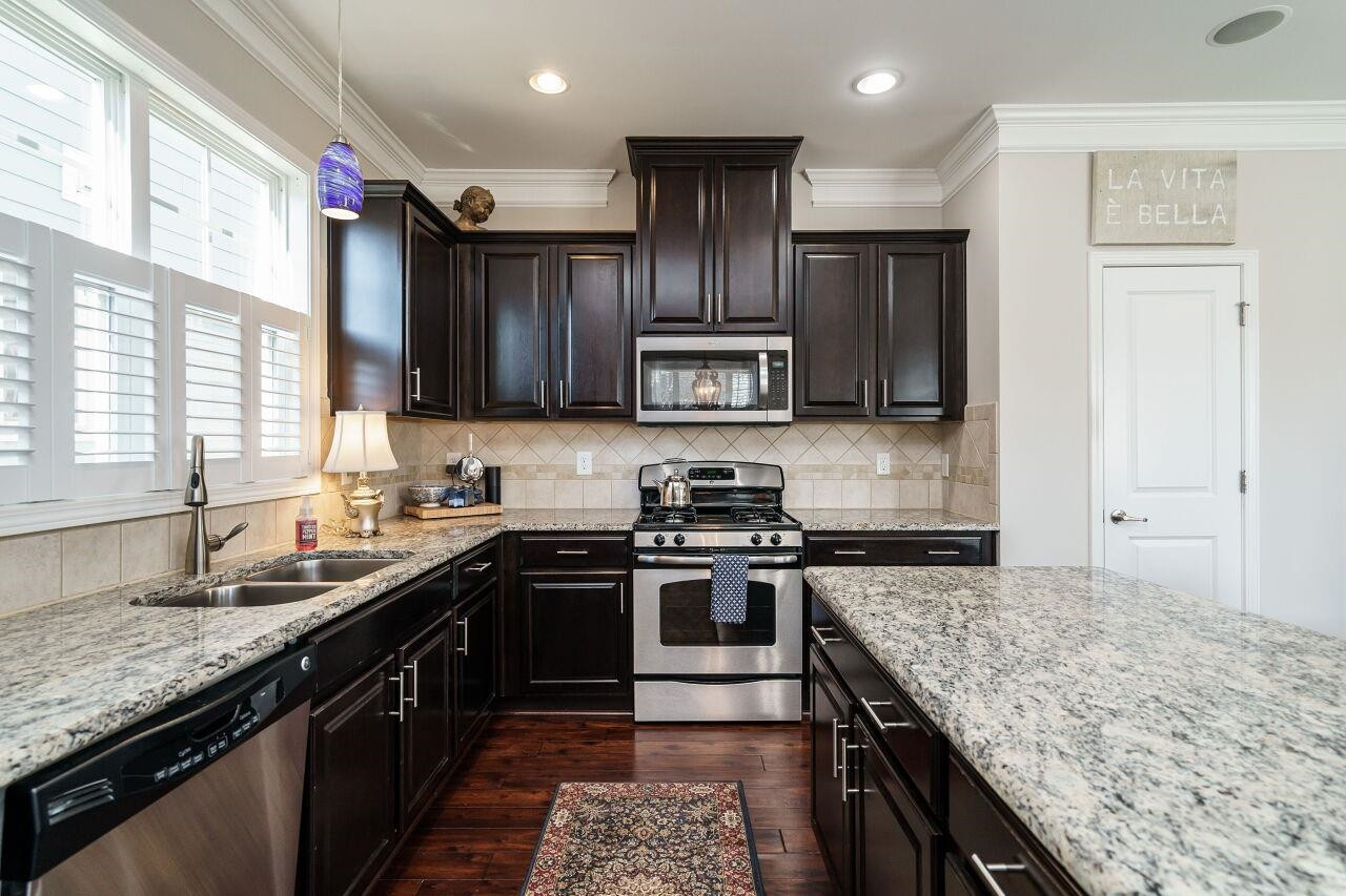 1344 Rodessa Run Raleigh, NC 27607 - Photo 17 of 38 Kitchen