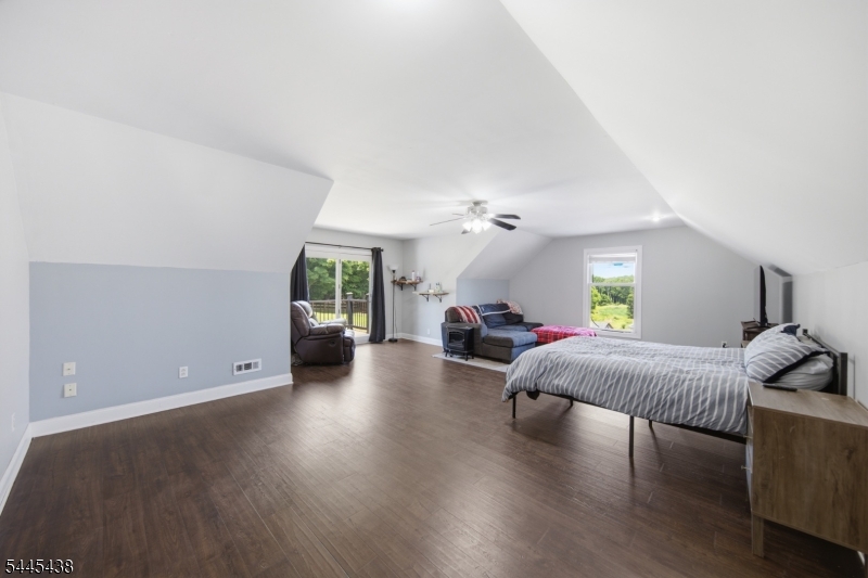 104 Haggerty Road Wantage, NJ 07461 - Photo 11 of 20