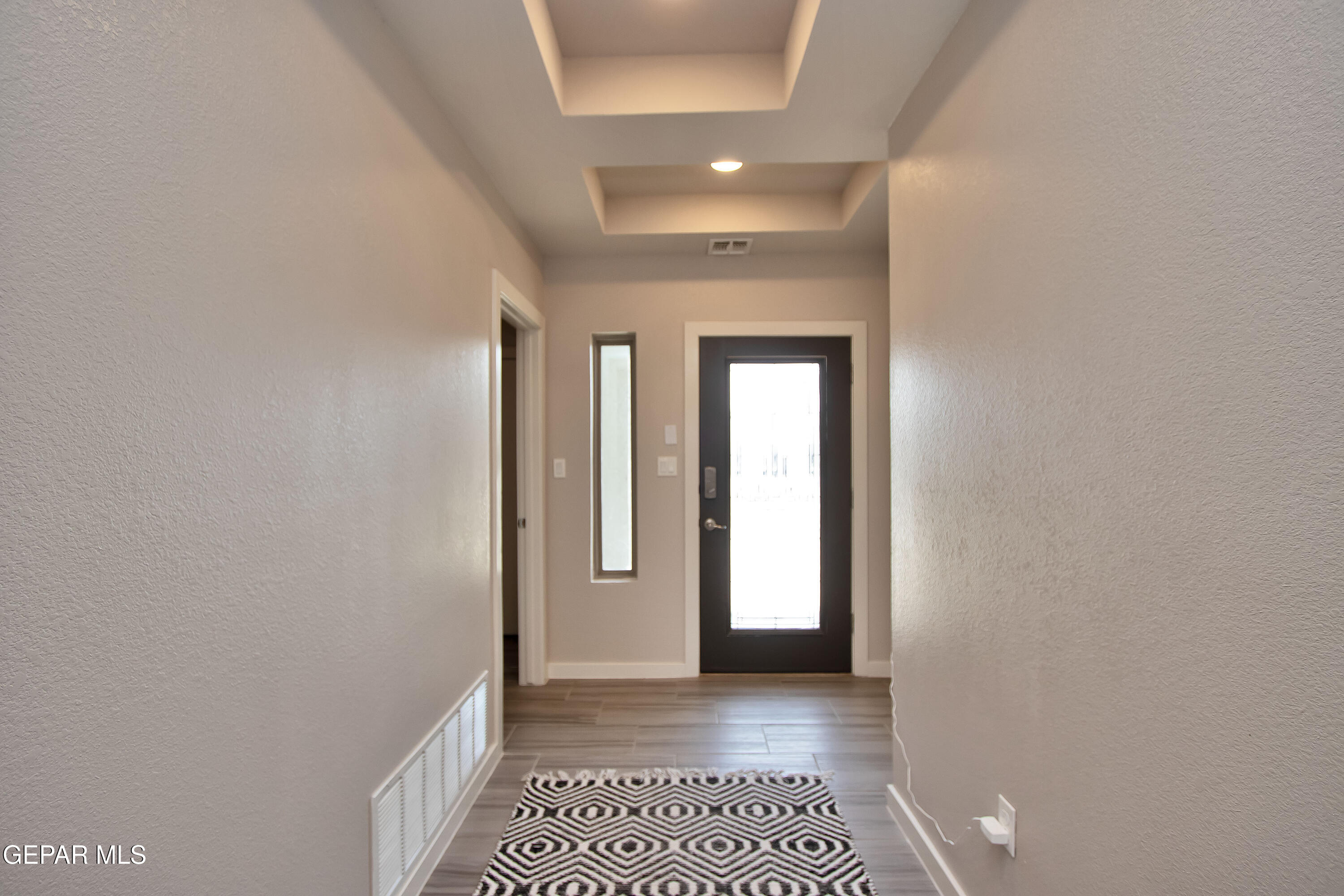 3517 Essence Street El Paso, TX 79938 - Photo 12 of 87 Entry Hallway