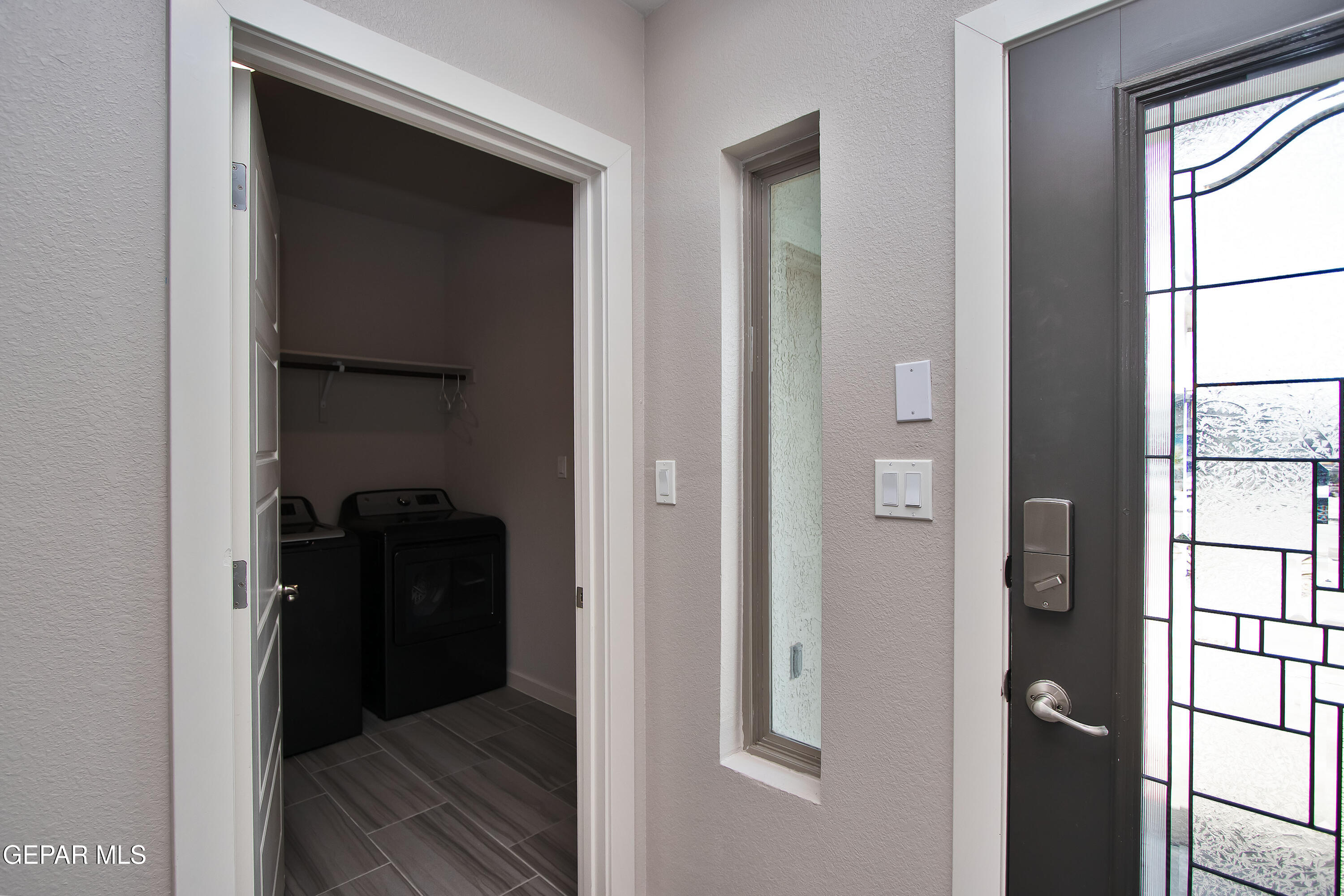 3517 Essence Street El Paso, TX 79938 - Photo 13 of 87 Entry