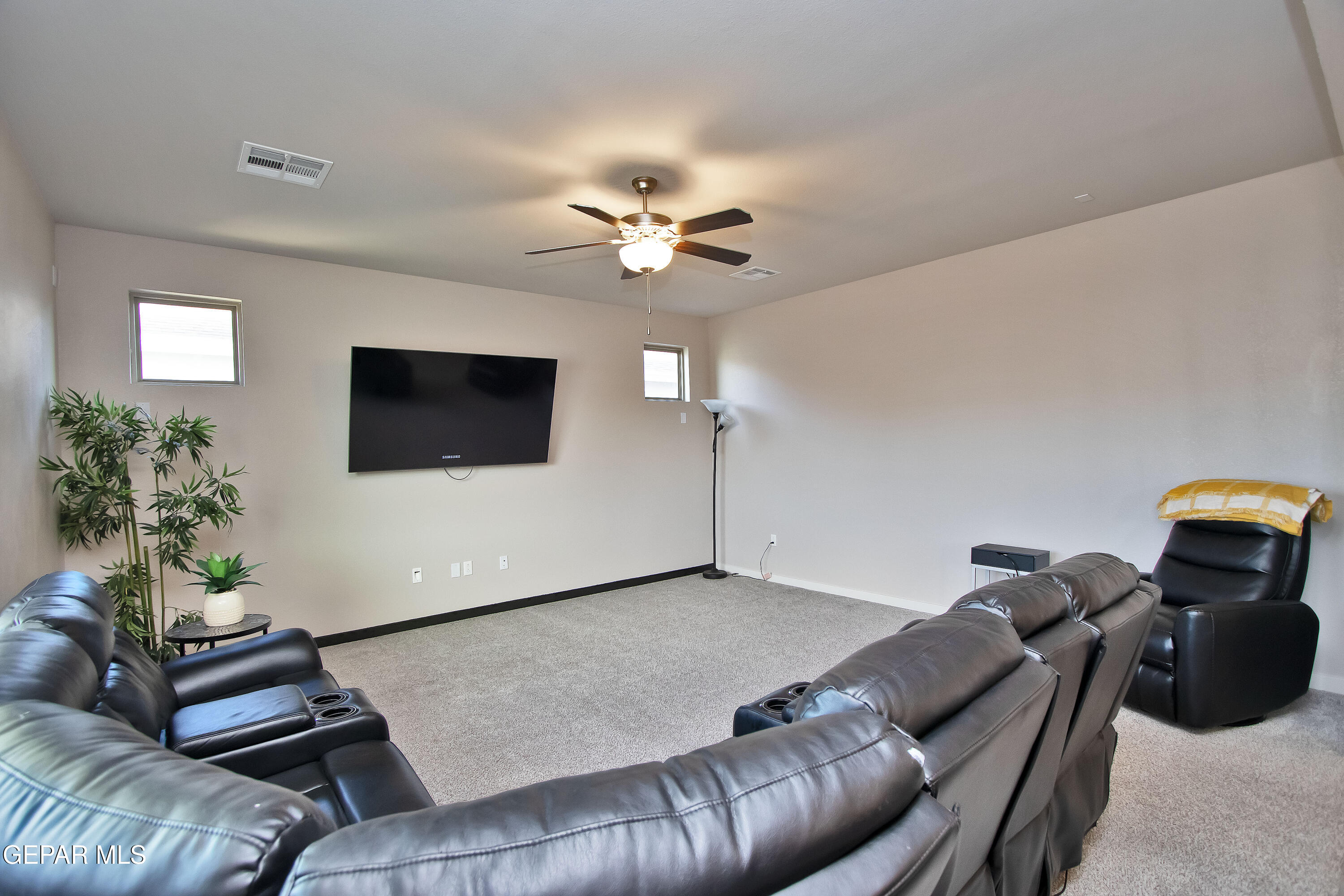 3517 Essence Street El Paso, TX 79938 - Photo 22 of 87 Family Room