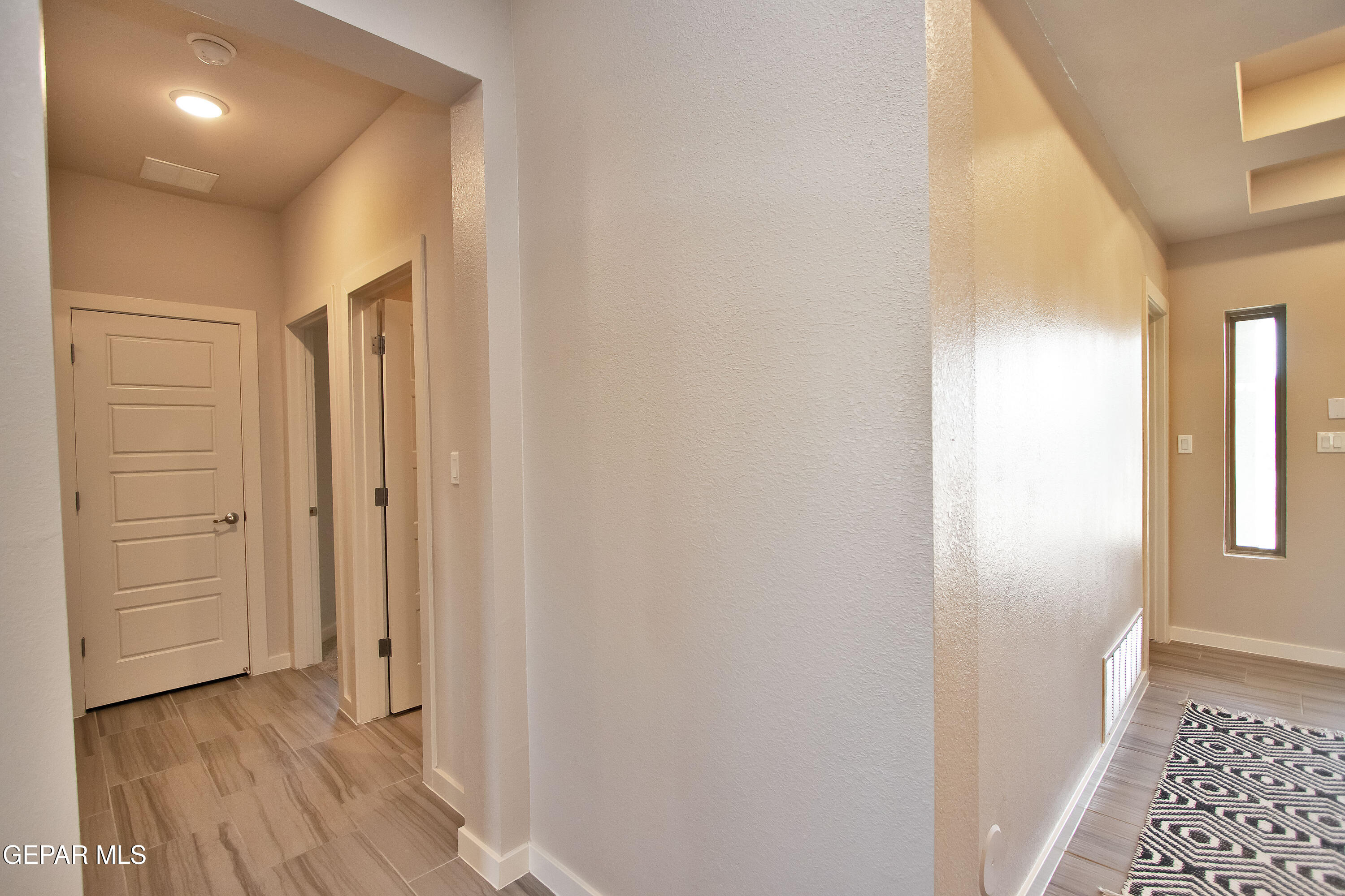 3517 Essence Street El Paso, TX 79938 - Photo 33 of 87 Entry Hallway