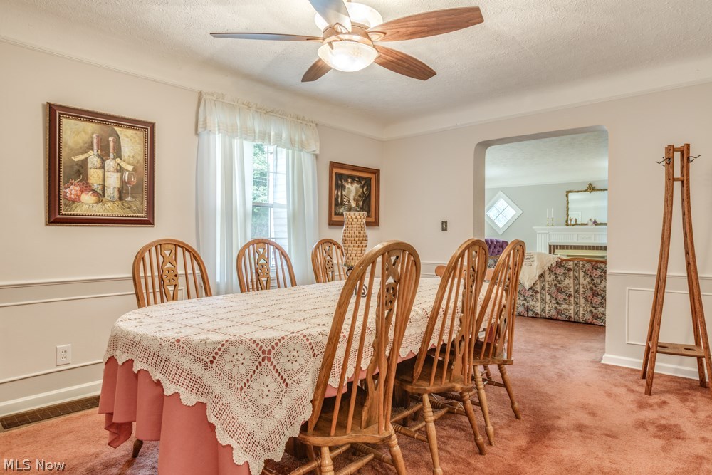37925 Ridge Road Willoughby, OH 44094 - Photo 4 of 25 Gallery Image 4