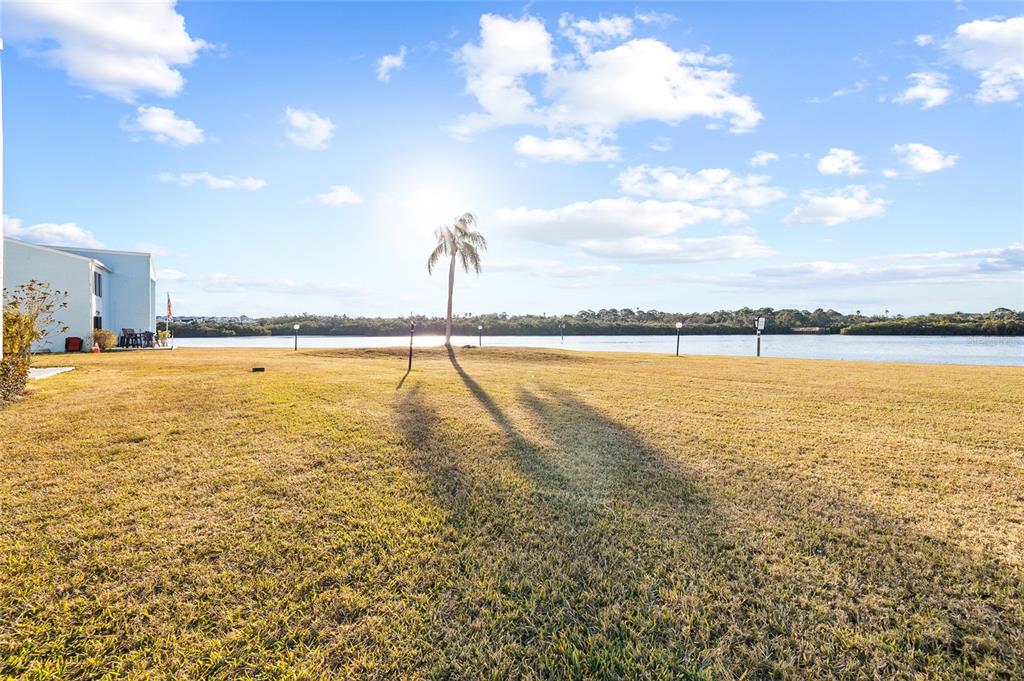 1 Windrush Boulevard, Unit 21 Indian Rocks Beach, FL 33785 - Photo 32 of 40 Gallery Image 32