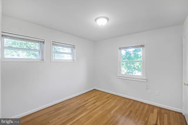 $3,500 | 3906 Ronson Drive, Alexandria, VA 22310