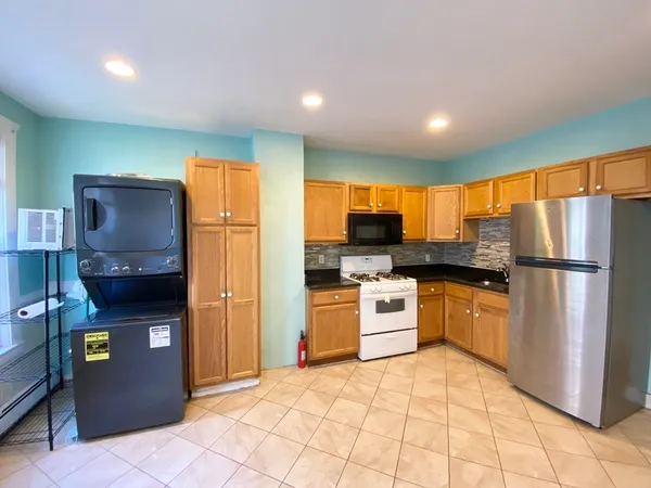 $4,500 | 1562 Tremont Street, Unit 2, Boston, MA 02120
