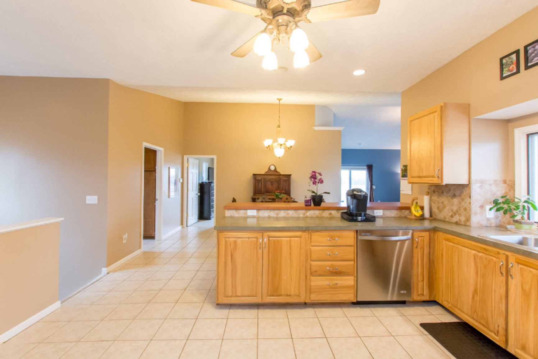 2213 Bauer Road Jenison, MI 49428 - Photo 12 of 36 2213-bauer-rd-12_25532815733_o