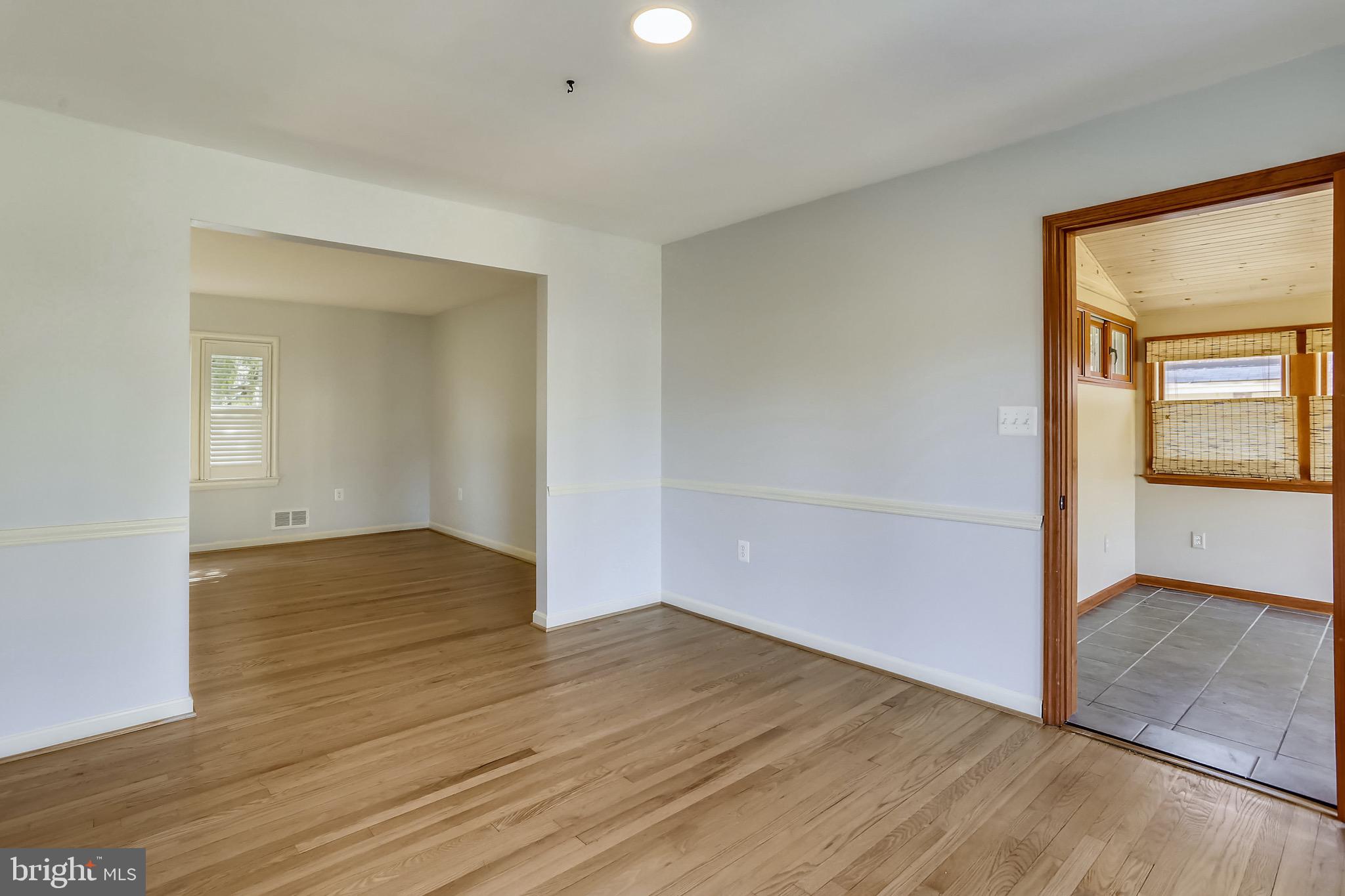 808 Winhall Way Silver Spring, MD 20904 - Photo 11 of 58 Dining room