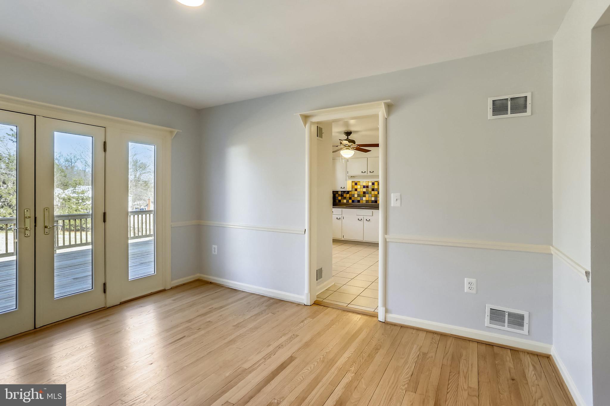 808 Winhall Way Silver Spring, MD 20904 - Photo 12 of 58 Dining room