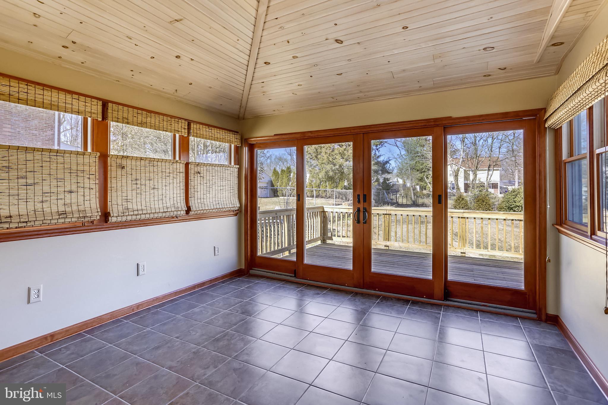 808 Winhall Way Silver Spring, MD 20904 - Photo 18 of 58 Sun Room
