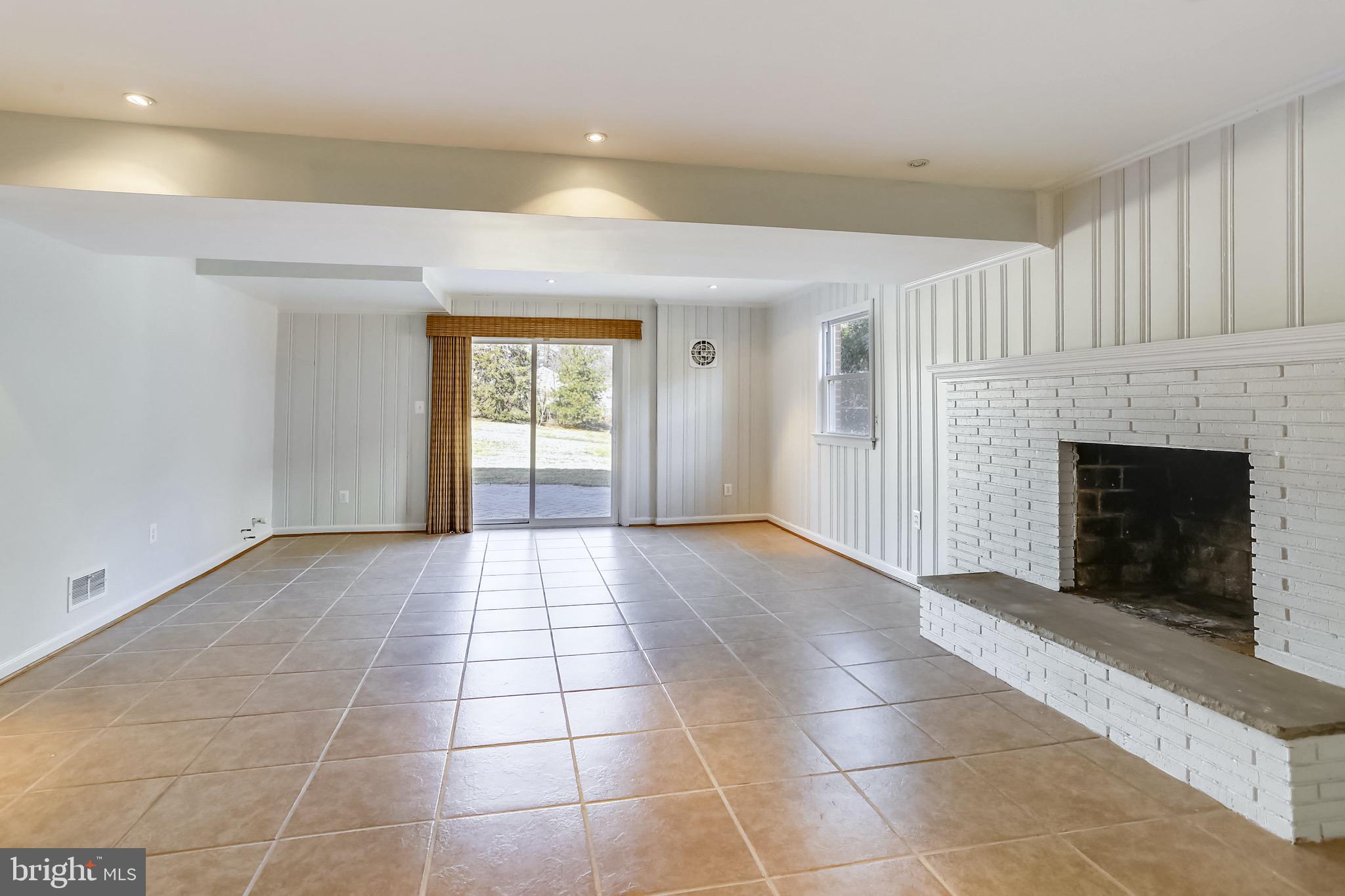808 Winhall Way Silver Spring, MD 20904 - Photo 44 of 58 Low Lev Walkout Rec Rm w/FP