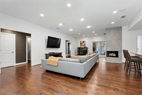 $1,150,000 | 6446 Runnemede Lane, Dallas, TX 75214