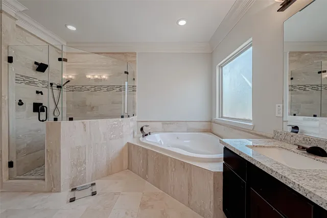 $3,500 | 5226 Kiam Street, Unit 1002, Houston, TX 77007