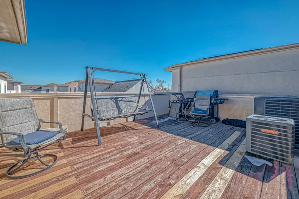 $3,500 | 5226 Kiam Street, Unit 1002, Houston, TX 77007