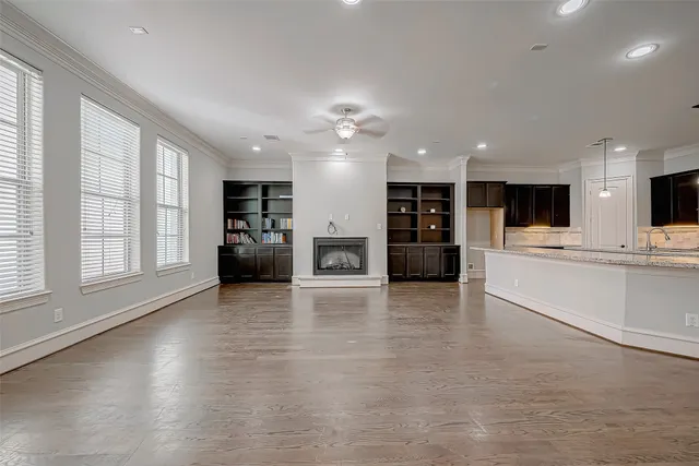 $3,500 | 5226 Kiam Street, Unit 1002, Houston, TX 77007