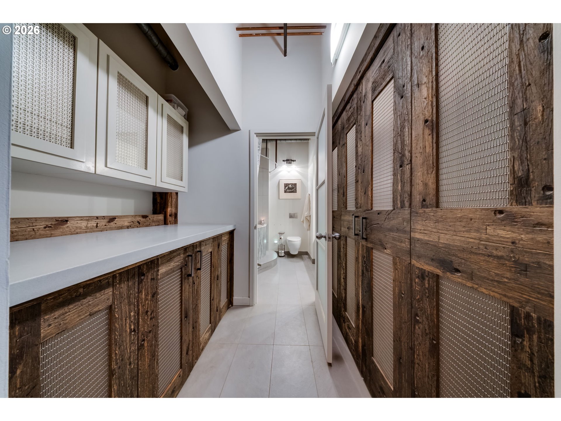 725 Northwest Flanders Street, Unit 204 Portland, OR 97209 - Photo 15 of 28