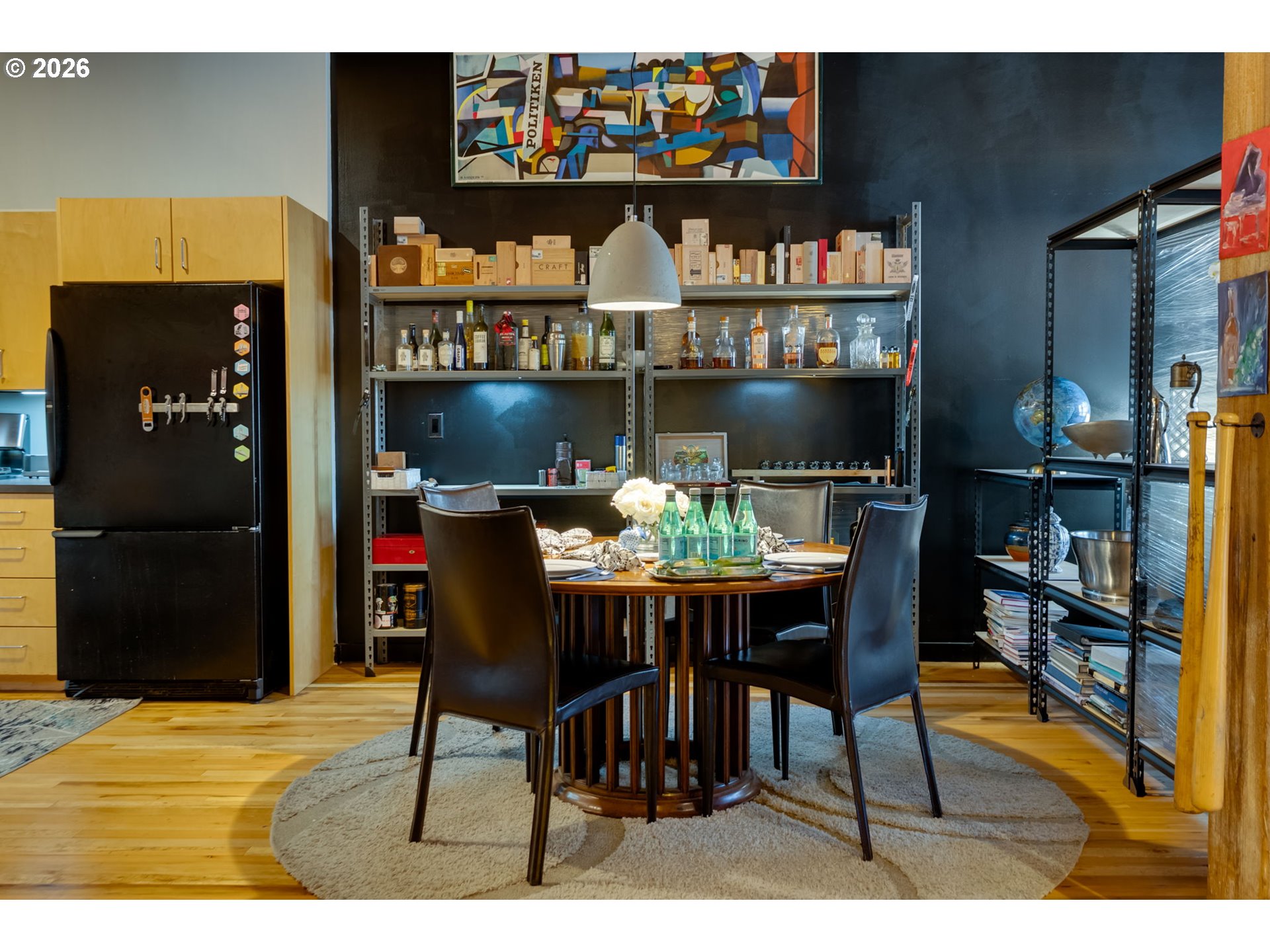 725 Northwest Flanders Street, Unit 204 Portland, OR 97209 - Photo 7 of 28