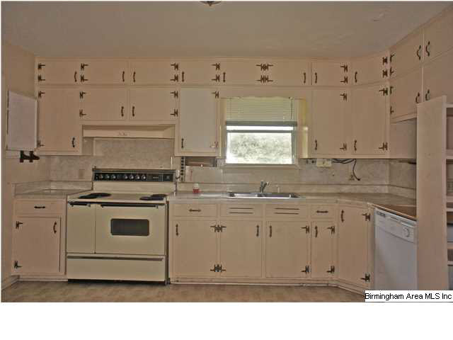 7217 Rowan Road Leeds, AL 35094 - Photo 10 of 32