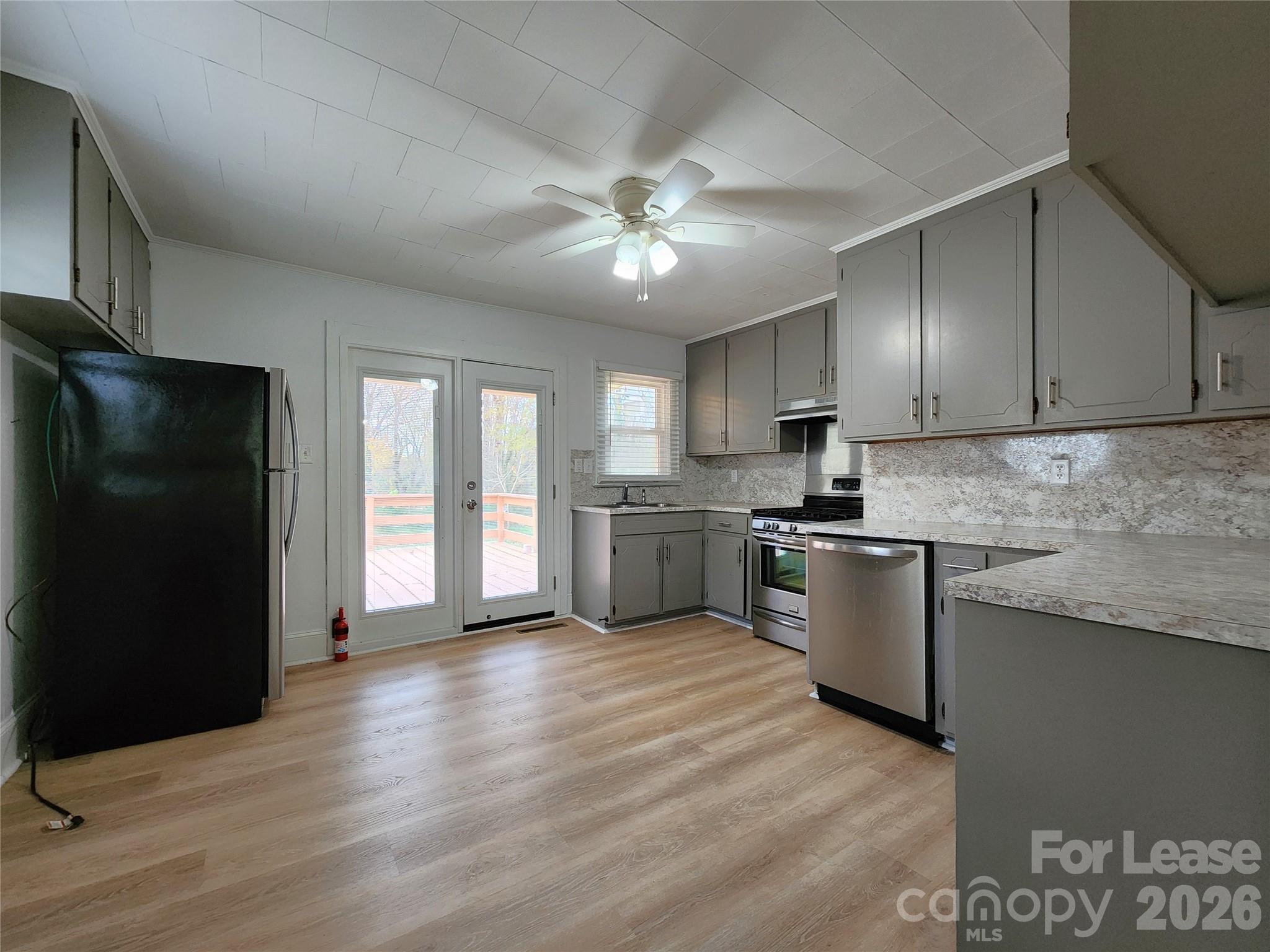 135 Oak Grove Road Statesville, NC 28677 - Photo 4 of 24