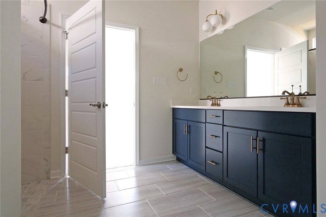 16018 Canoe Pointe Loop Moseley, VA 23120 - Photo 5 of 14