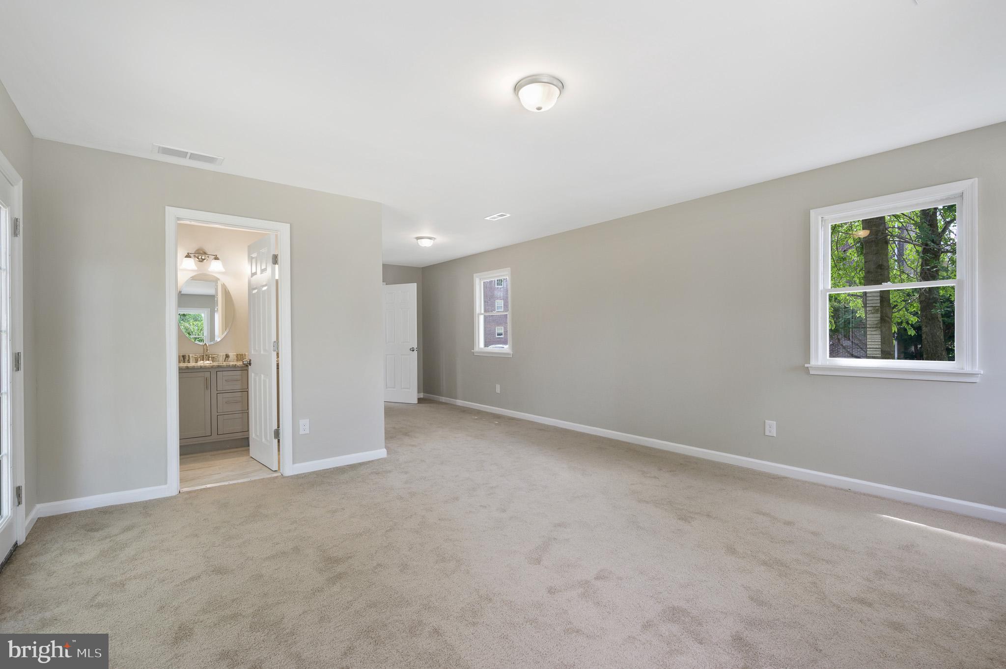 1 Rigdon Road Wilmington, DE 19805 - Photo 7 of 20 Large master bedroom