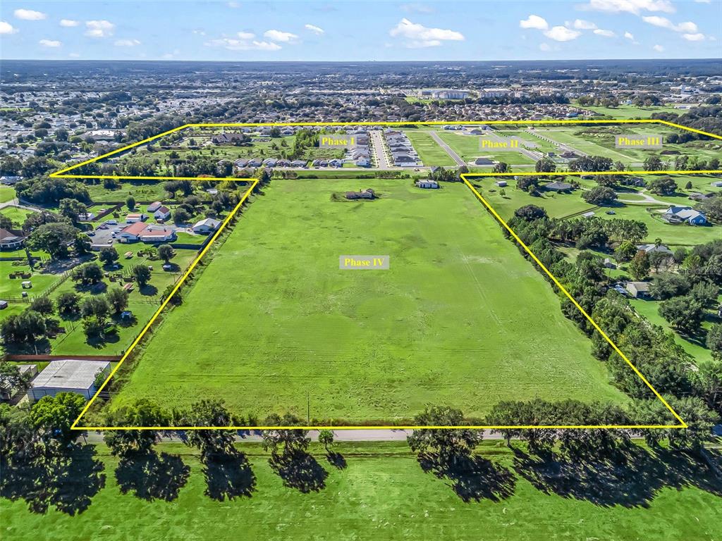 4 Northeast 125th Loop Oxford, FL 34484 - Photo 12 of 13 a view of an outdoor space