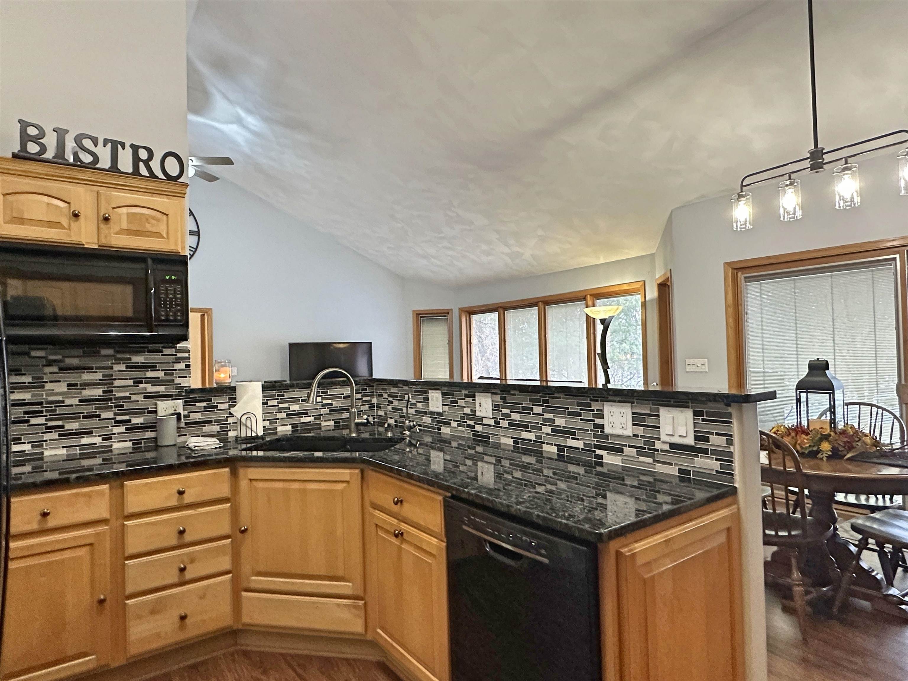 7252 East Ryan Road Milton, WI 53563 - Photo 12 of 49