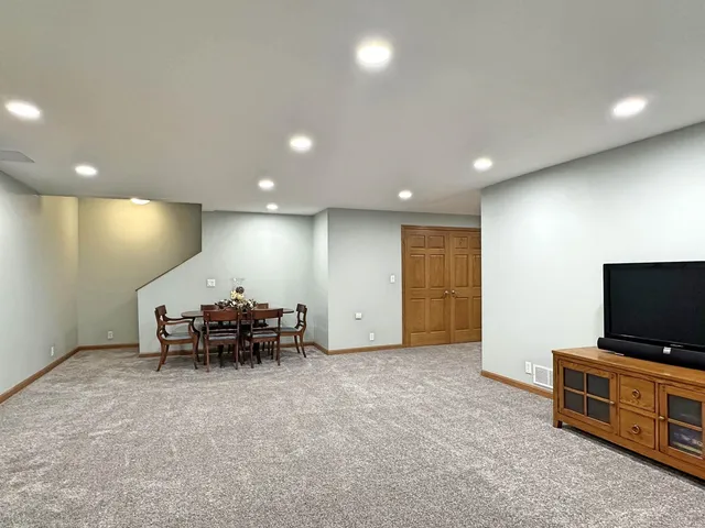 $599,000 | 7252 East Ryan Road, Milton, WI 53563