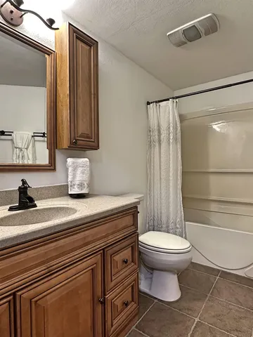 $599,000 | 7252 East Ryan Road, Milton, WI 53563