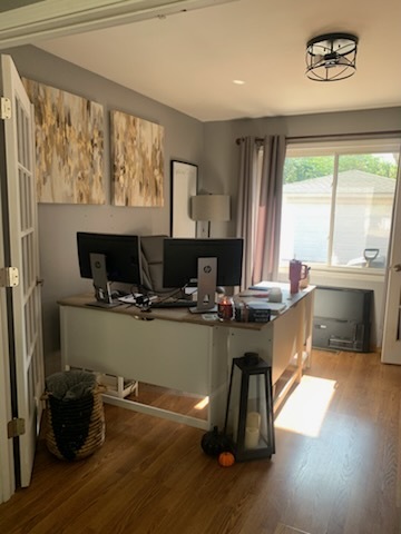 315 Sheridan Street Park Forest, IL 60466 - Photo 11 of 32 a living room with furniture a window and wooden floor