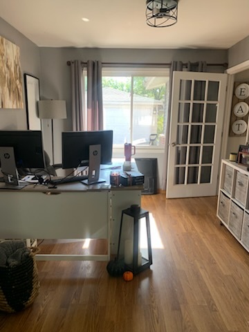 315 Sheridan Street Park Forest, IL 60466 - Photo 12 of 32 a room with wooden floors and windows