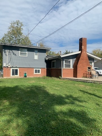 315 Sheridan Street Park Forest, IL 60466 - Photo 5 of 32 a front view of house with a garden
