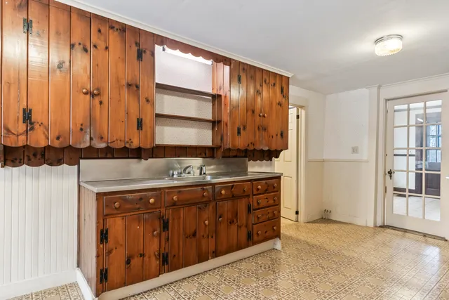 $395,000 | 904-908 Lakeview Drive, China, ME 04358