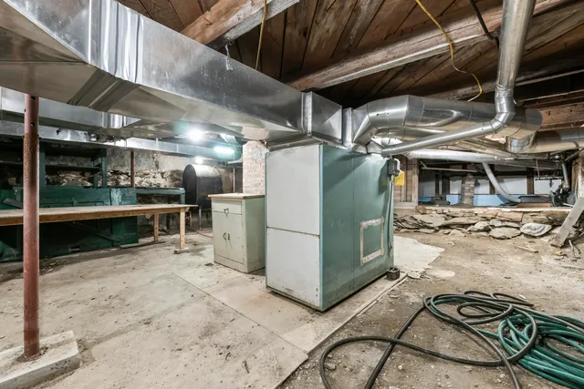 $395,000 | 904-908 Lakeview Drive, China, ME 04358