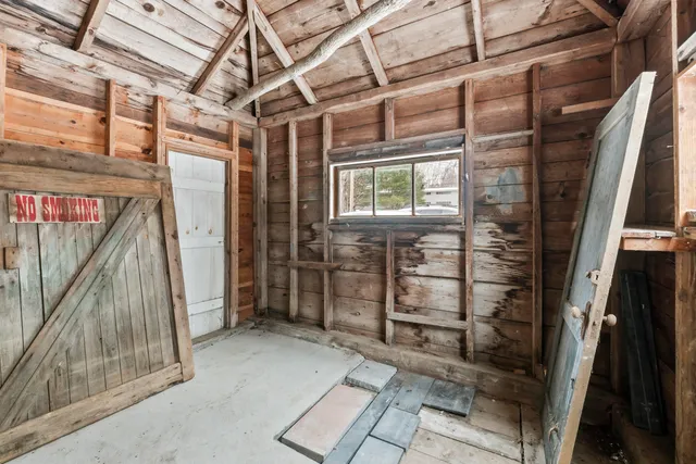 $395,000 | 904-908 Lakeview Drive, China, ME 04358