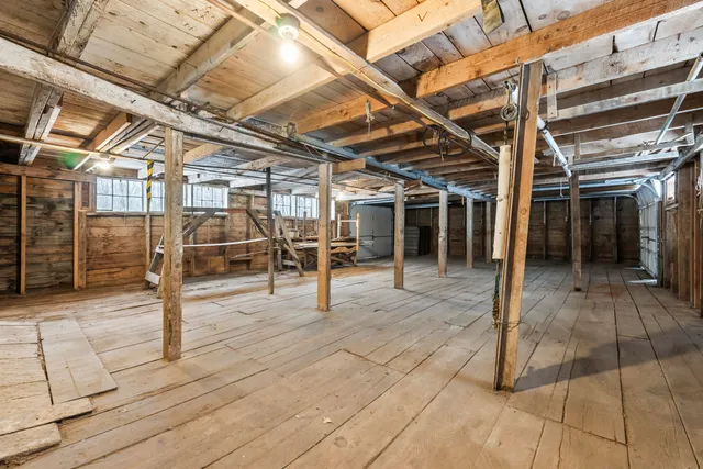 $395,000 | 904-908 Lakeview Drive, China, ME 04358