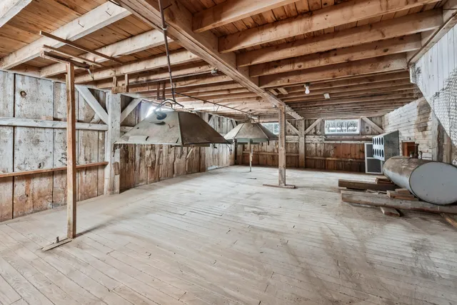 $395,000 | 904-908 Lakeview Drive, China, ME 04358