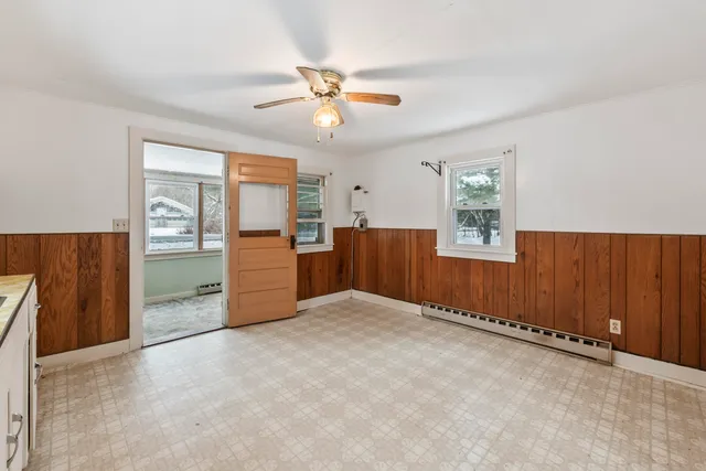 $395,000 | 904-908 Lakeview Drive, China, ME 04358