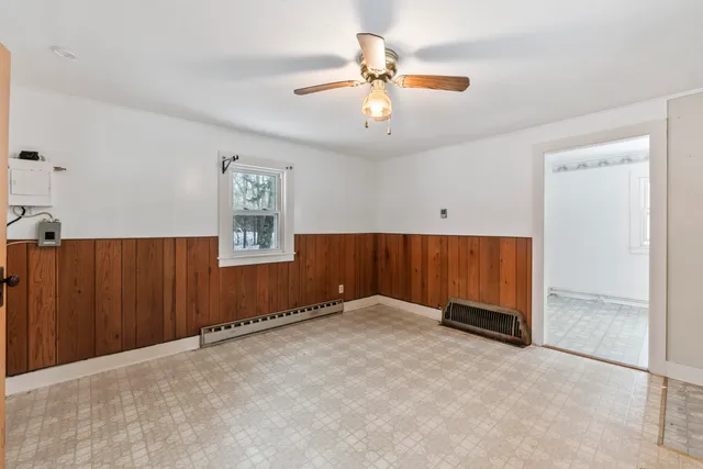 $395,000 | 904-908 Lakeview Drive, China, ME 04358