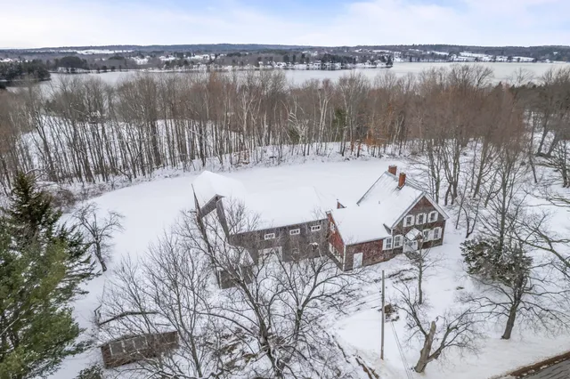 $395,000 | 904-908 Lakeview Drive, China, ME 04358