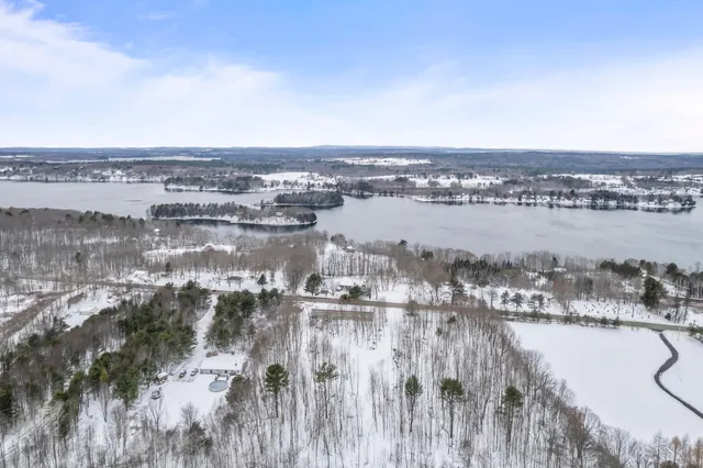 $395,000 | 904-908 Lakeview Drive, China, ME 04358