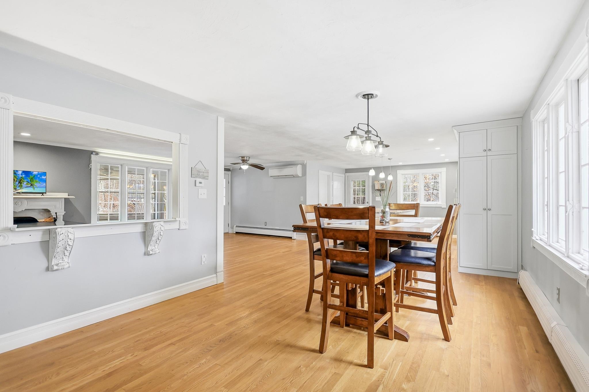 773 Mammoth Road Pelham, NH 03076 - Photo 15 of 27