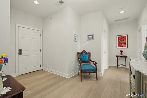 $850,000 | 77 Havemeyer Lane, Unit 324, Stamford, CT 06902