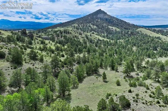 $289,000 | 8 County Road 102, Guffey, CO 80820